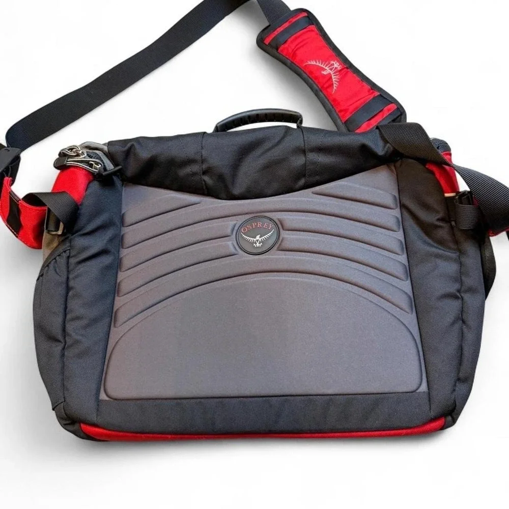 OSPREY Torque Red Black Zip Crossbody Messenger Laptop Shoulder‎ BAG